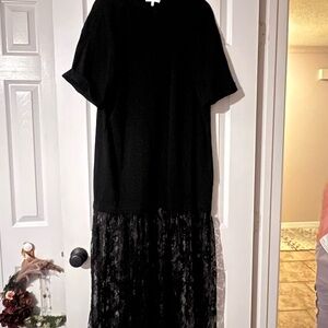 Black Lace-Hem Maxi Dress - Women Dresses Maxi